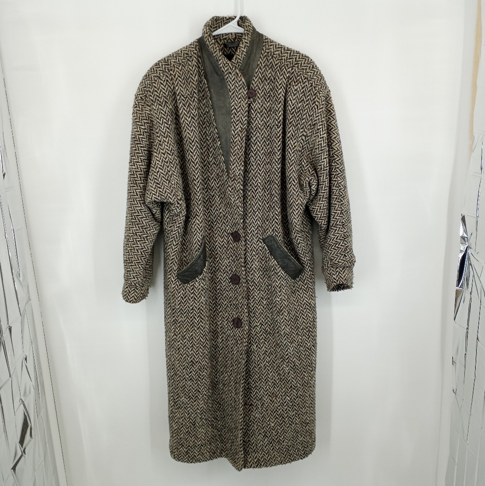 Donnybrook trench coat 100%wool